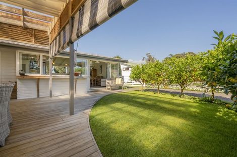 Photo of property in 65 Robinson Road, Whitianga, 3510