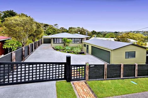 Photo of property in 18 Inglis Street, Birkenhead, Auckland, 0626