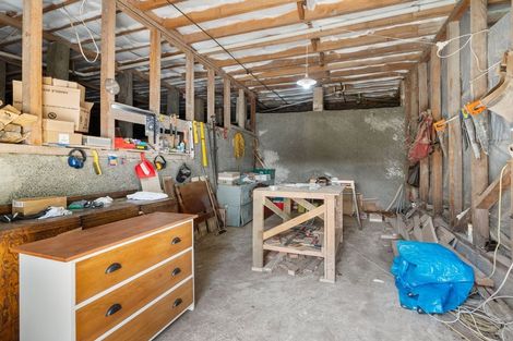 Photo of property in 9 Kaikorai Valley Road, Kaikorai, Dunedin, 9010