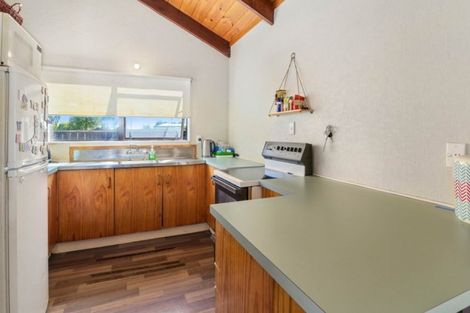 Photo of property in 42a Dickens Street, Owhata, Rotorua, 3010