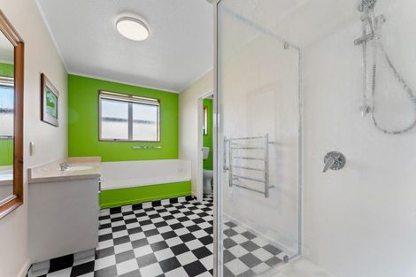 Photo of property in 27 Karina Crescent, Redwoodtown, Blenheim, 7201