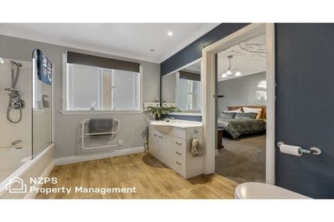 Photo of property in 2a Muir Street, Green Island, Dunedin, 9018