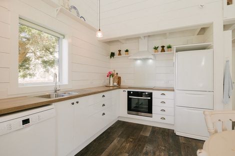 Photo of property in 216 Rowes Road, Hunterville, 4785