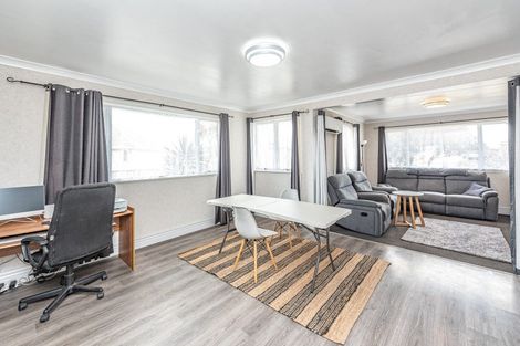 Photo of property in 87 Carlton Avenue, Tawhero, Whanganui, 4501