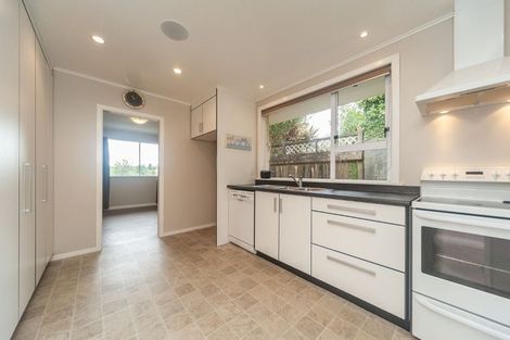 Photo of property in 13 Dunns Street, Silverstream, Upper Hutt, 5019