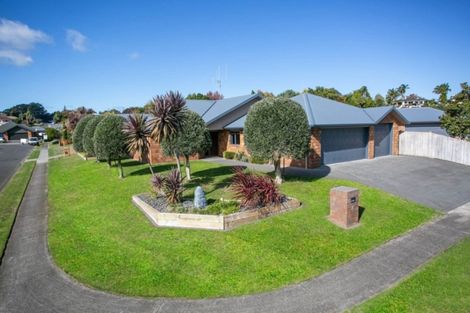 Photo of property in 4 Chesterton Drive, Leamington, Cambridge, 3432