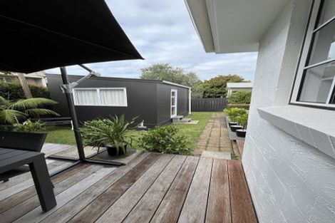 Photo of property in 3/4 Frater Avenue, Milford, Auckland, 0620