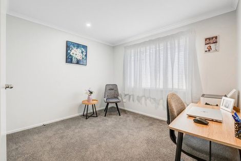 Photo of property in 24 Minerva Avenue, Helensville, 0800