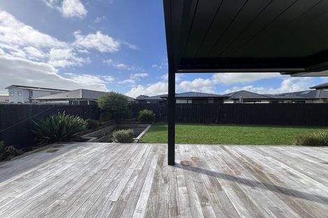 Photo of property in 16 Kimbrae Drive, Rototuna North, Hamilton, 3210