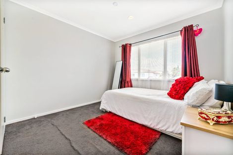 Photo of property in 11 Barcaldine Road, Flat Bush, Auckland, 2016