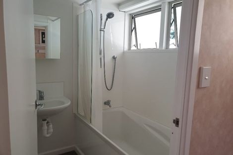 Photo of property in 31/125 Grant Road, Thorndon, Wellington, 6011