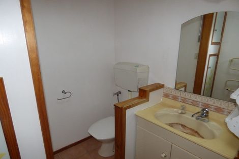 Photo of property in 6 Unity Road, Waitakere, Henderson, 0781