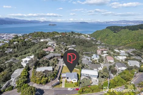 Photo of property in 1 Taku Matenga Grove, Korokoro, Lower Hutt, 5012