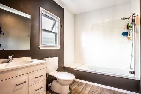 Photo of property in 34 School Road, Te Horo, Otaki, 5582