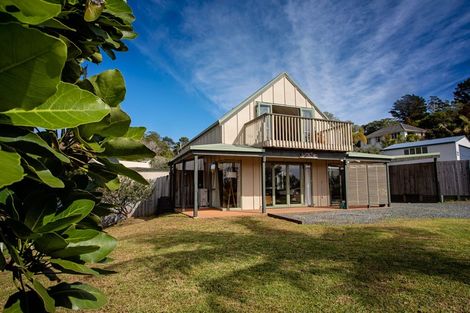 Photo of property in 296 State Highway 10, Cable Bay, 0420