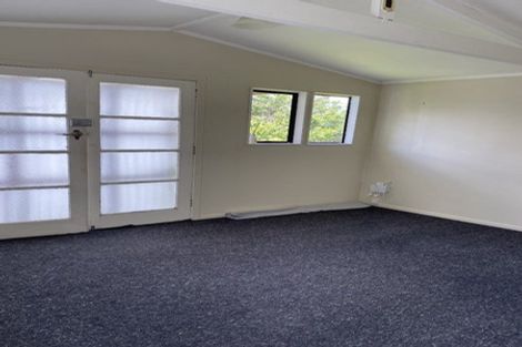 Photo of property in 16 Chester Road, Tawa, Wellington, 5028