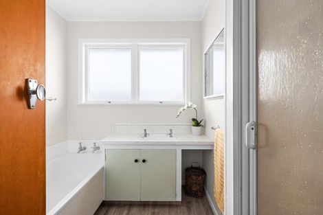 Photo of property in 153 Riverbend Road, Onekawa, Napier, 4110