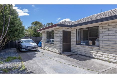 Photo of property in 2/3 Arran Crescent, Woolston, Christchurch, 8062