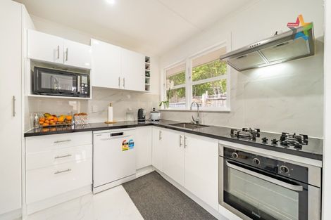 Photo of property in 10d Bull Avenue, Wainuiomata, Lower Hutt, 5014