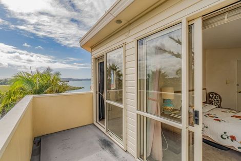 Photo of property in 29 Ferntree Terrace, West Harbour, Auckland, 0618