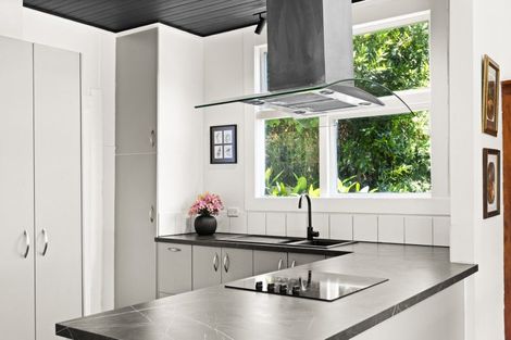 Photo of property in 45 Faraday Street, Hospital Hill, Napier, 4110