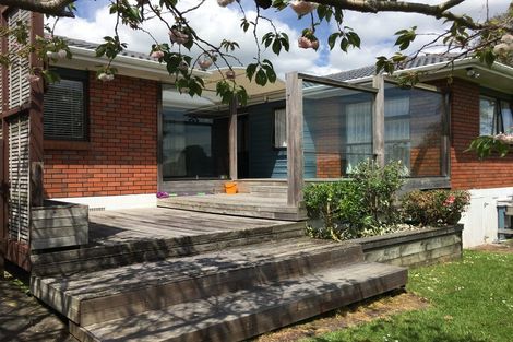 Photo of property in 103 Prince Regent Drive, Half Moon Bay, Auckland, 2012