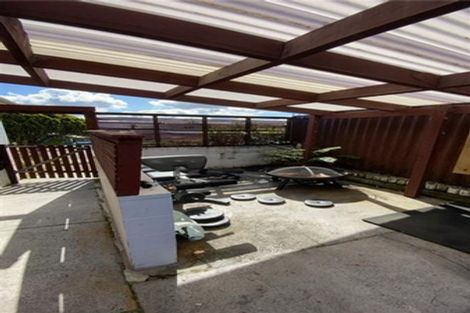 Photo of property in 34 Reeves Road, Pakuranga, Auckland, 2010