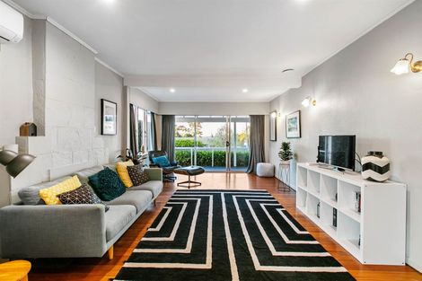 Photo of property in 258 Rangatira Road, Beach Haven, Auckland, 0626