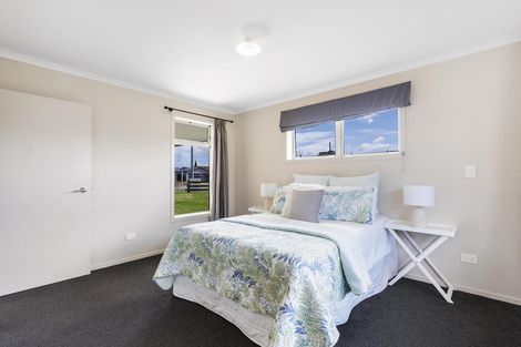 Photo of property in 2 Cicada Place, Kihikihi, Te Awamutu, 3800