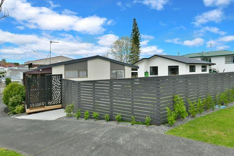 Photo of property in 19b Albatross Road, Red Beach, 0932