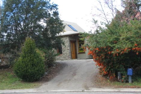 Photo of property in 17 Cherry Court, Wanaka, 9305