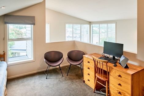 Photo of property in 9 Duncan Street, Tawa, Wellington, 5028