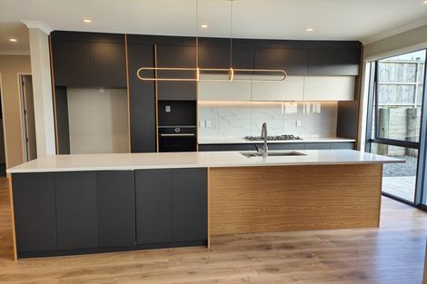 Photo of property in 6 Hautoa Lane, Flat Bush, Auckland, 2019