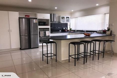 Photo of property in 9 Corsham Grove, Churton Park, Wellington, 6037