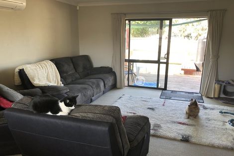 Photo of property in 51 Elliot Street, Howick, Auckland, 2014