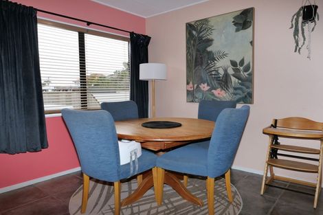 Photo of property in 95a Renown Road, Raumati South, Paraparaumu, 5032