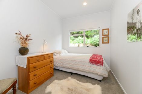 Photo of property in 2/87a Kowhai Road, Mairangi Bay, Auckland, 0630