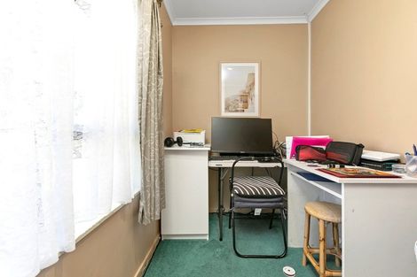 Photo of property in 6 Astor Place, Welcome Bay, Tauranga, 3112