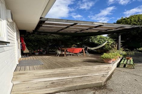 Photo of property in 14 Barrett Place, Carterton, 5713