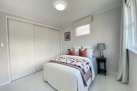 Photo of property in 12 Utting Street, Birkdale, Auckland, 0626