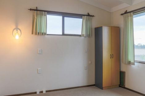 Photo of property in 18 Tawhara Place, Edgecumbe, 3120