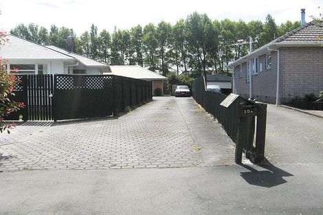 Photo of property in 15a Canberra Place, Redwood, Christchurch, 8051