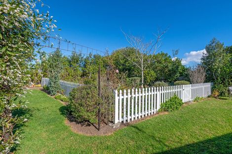 Photo of property in 51 Shelly Beach Road, Shelly Beach, Helensville, 0874