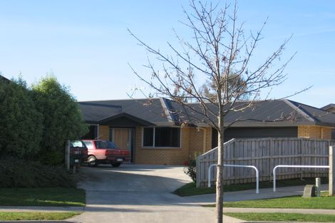 Photo of property in 13 Thistlewood Avenue, Hamilton East, Hamilton, 3216