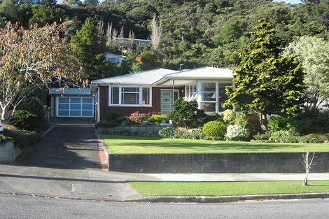 Photo of property in 109 Thomas Street, Stokes Valley, Lower Hutt, 5019