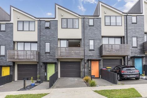 Photo of property in 21 Holystone Road, Whitby, Porirua, 5024