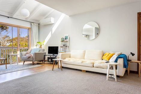 Photo of property in 83 Wood Bay Road, Titirangi, Auckland, 0604