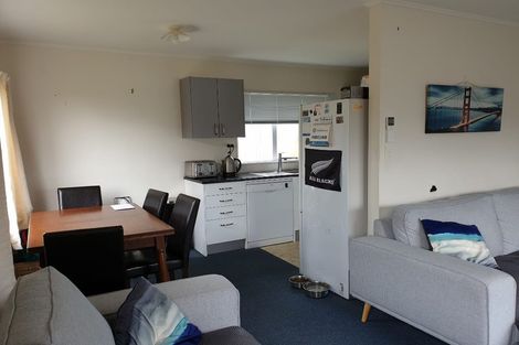 Photo of property in 33 Guadeloupe Crescent, Grenada Village, Wellington, 6037