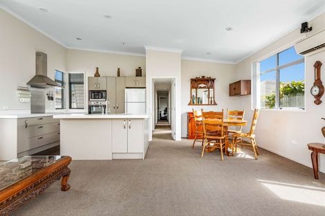 Photo of property in 3/18 Victoria Avenue, Whakatane, 3120