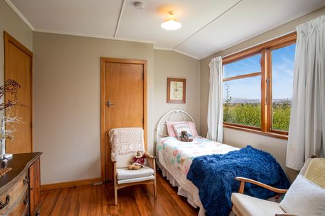 Photo of property in 10 Hazlett Street, Clyde, 9330